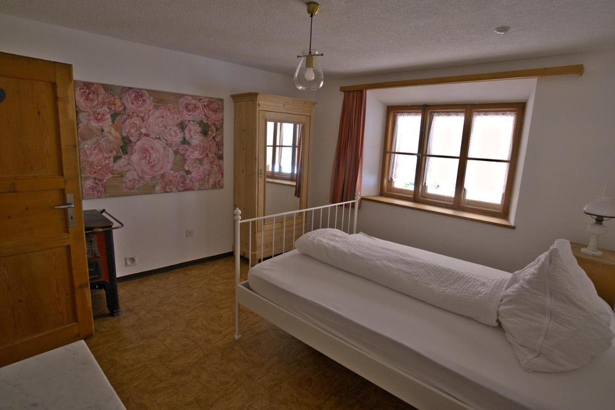 Chasa Sassalba Bed & Breakfast Lu Ngoại thất bức ảnh